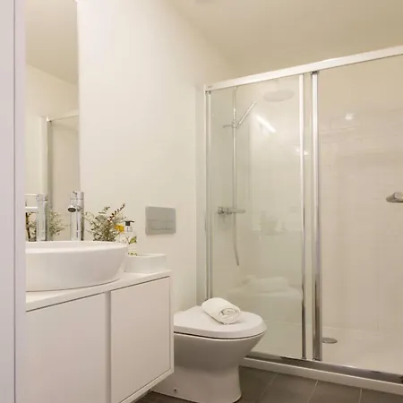 Apartment Sweet Iv *